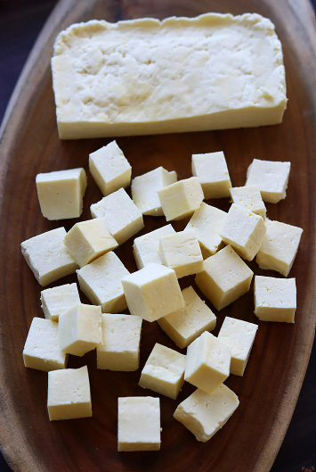 पनिर १ के.जि.